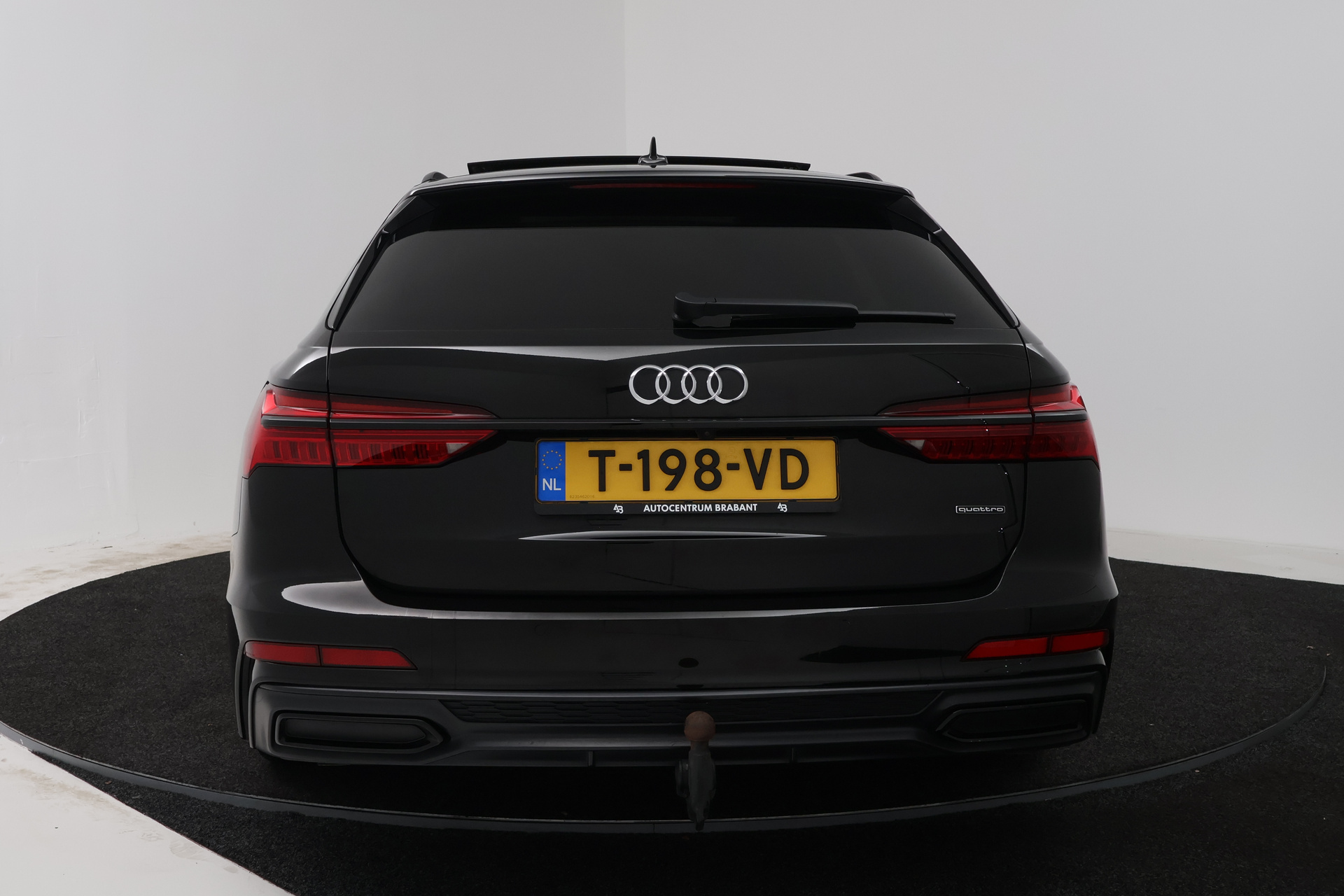 Foto van Audi A6 Avant 55 TFSI E