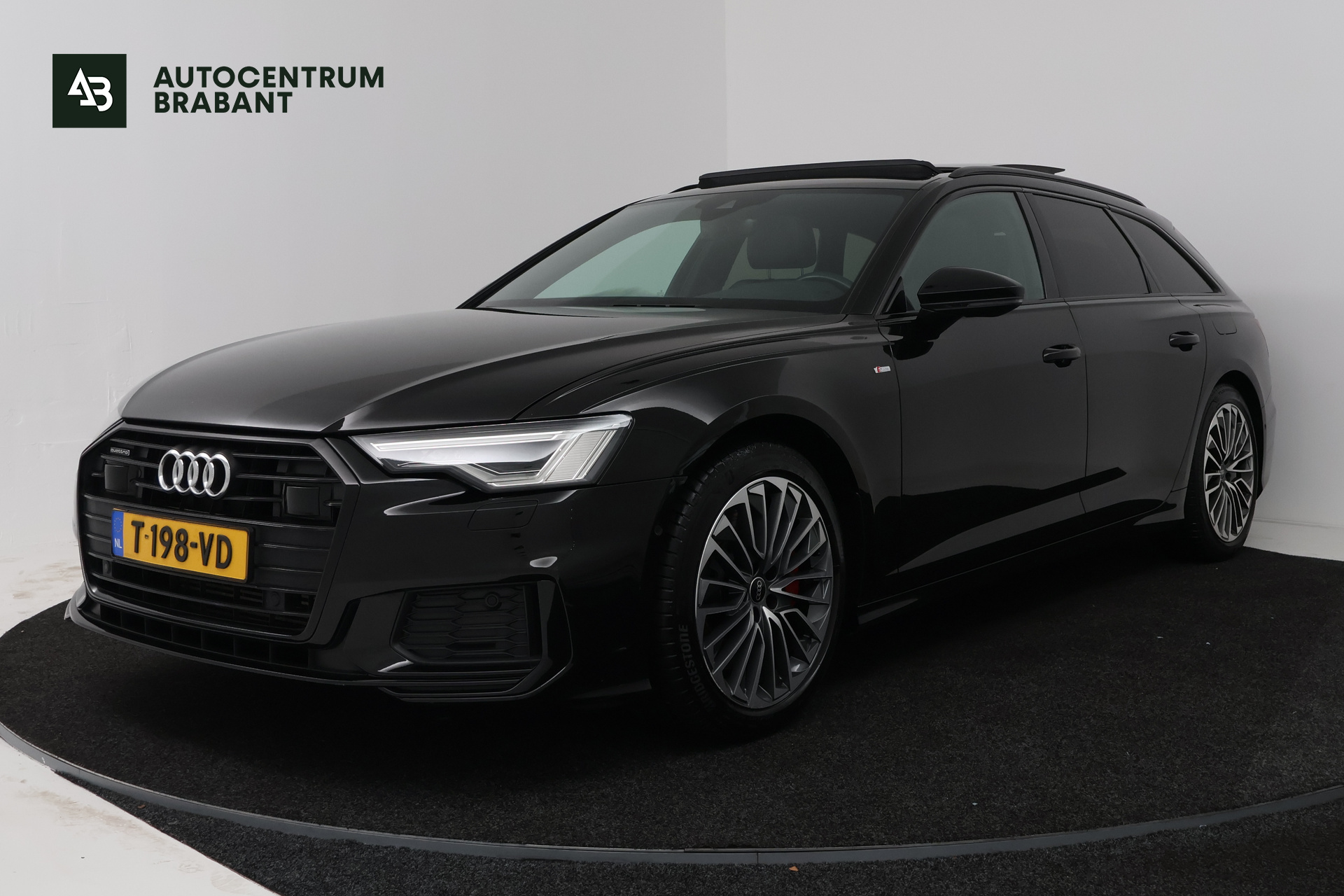 Audi A6 Avant 55 TFSI E 55 TFSI e quattro Pro Line S Competition 2022 - voorkant