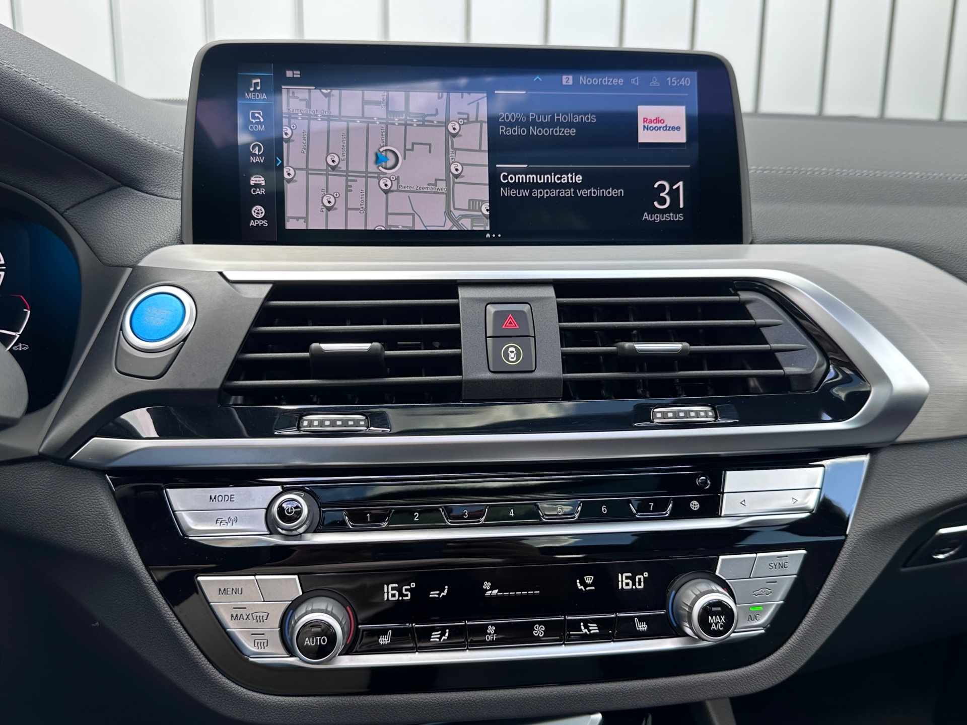 Foto van BMW Ix3
