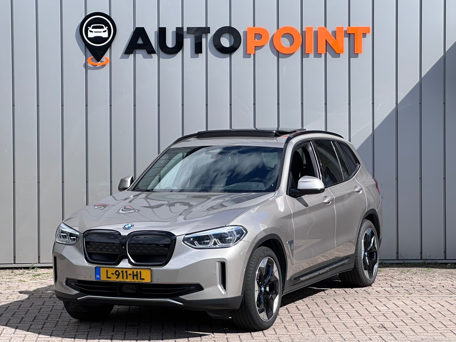 Foto van BMW Ix3