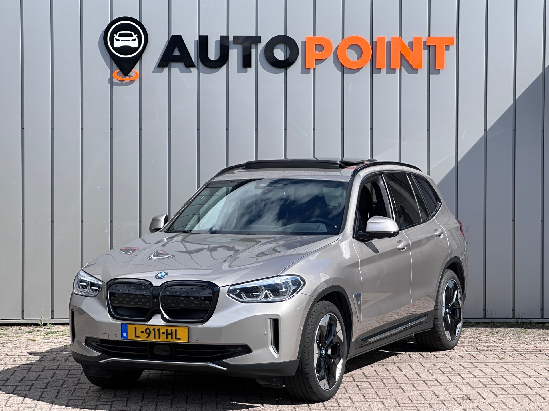 Foto van BMW Ix3