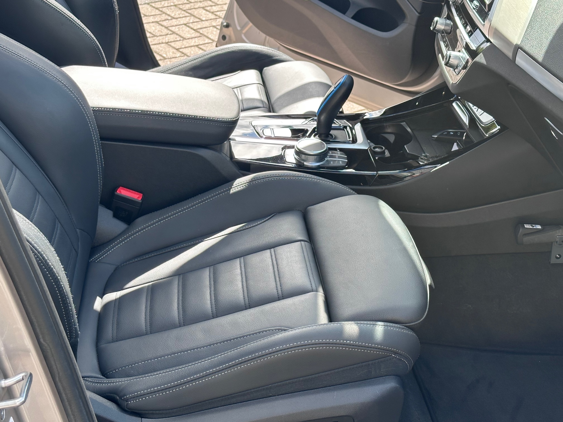 Foto van BMW Ix3