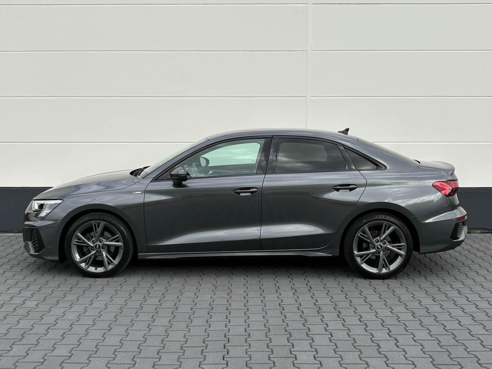 Foto van Audi A3 Limousine