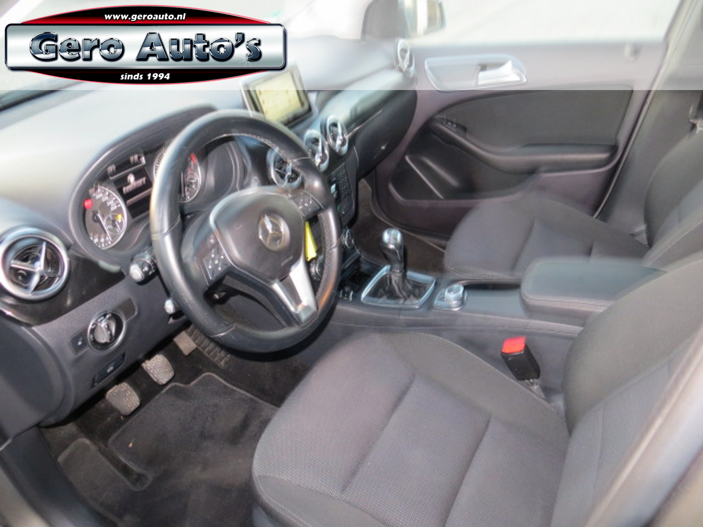 Foto van Mercedes-Benz B 180