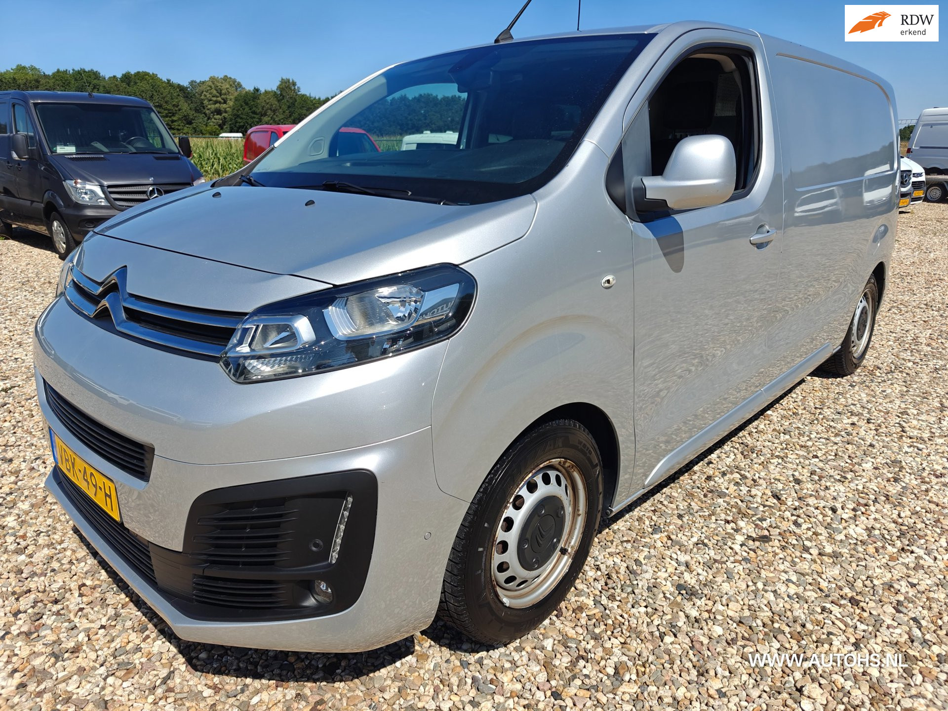 Citroen Jumpy 2.0 BlueHDI 180 PK Automaat , Hondenvervoer ,Apk Aug 2027 ,  1e eig. Ex overheid, Euro 6 2019 - voorkant