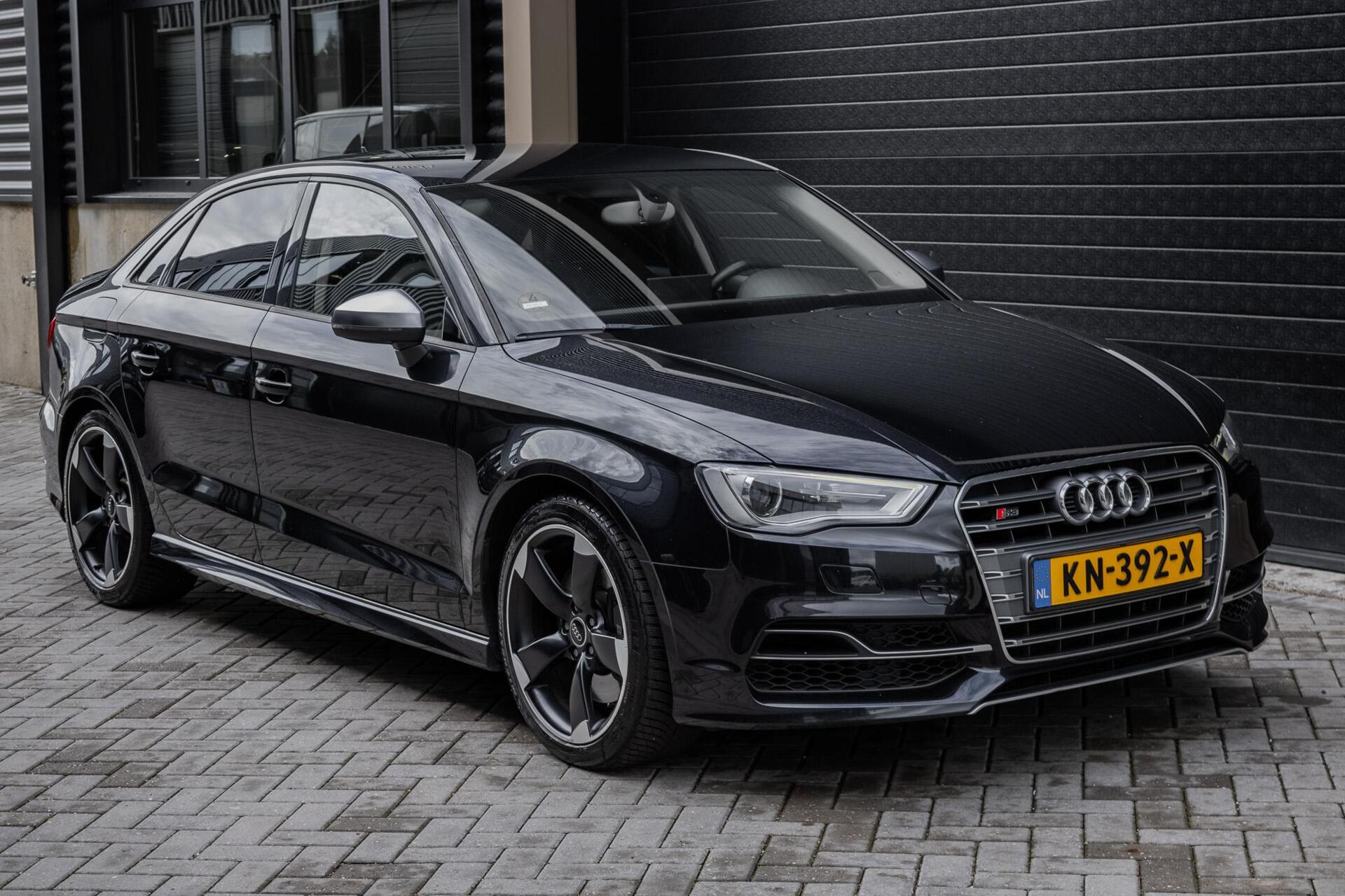 Foto van Audi S3 Limousine