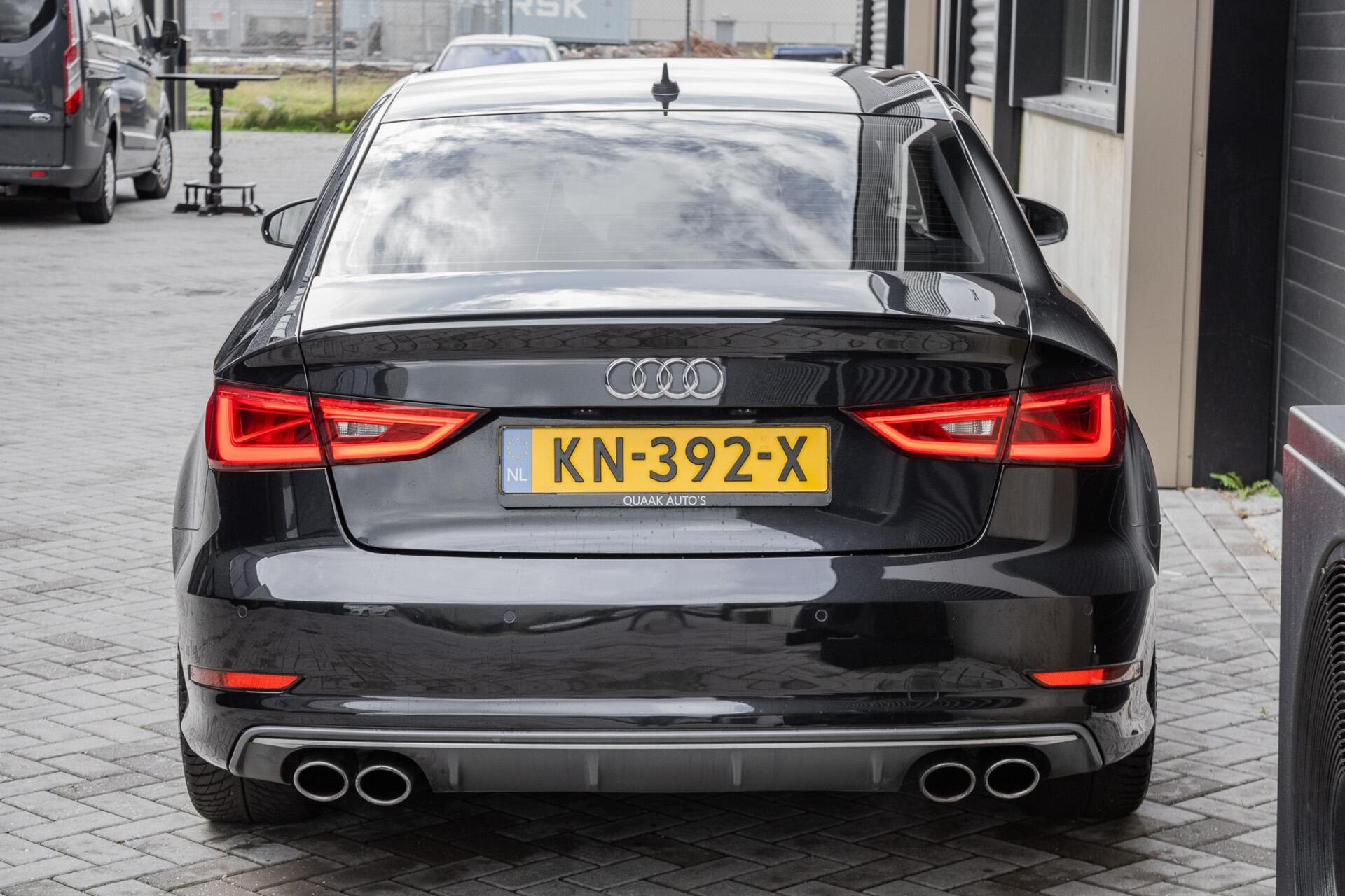 Foto van Audi S3 Limousine