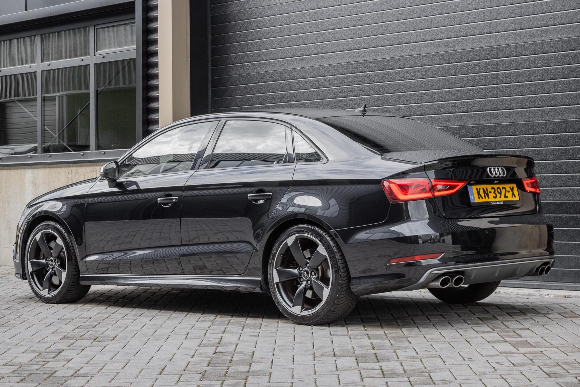 Foto van Audi S3 Limousine
