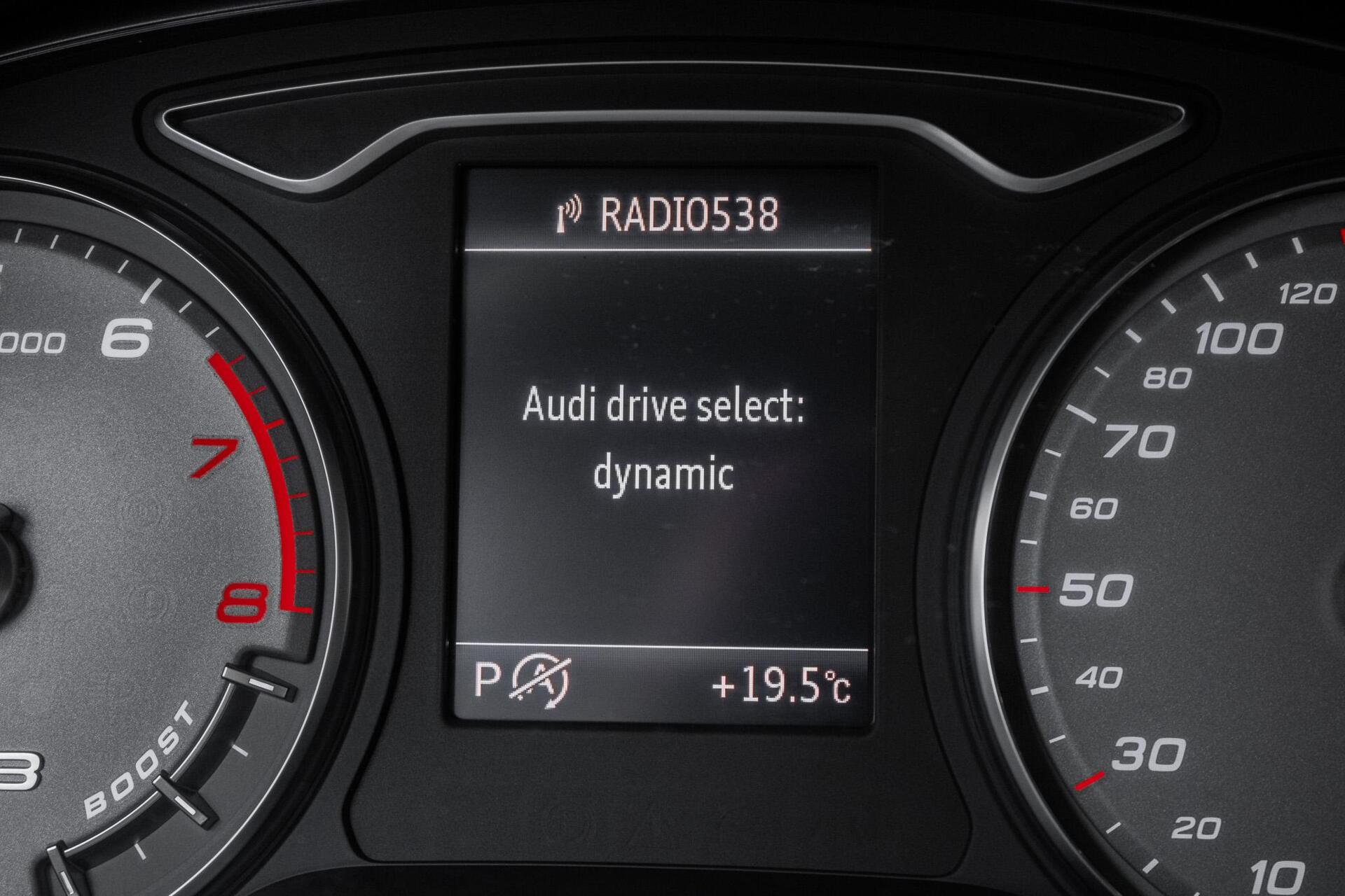 Foto van Audi S3 Limousine