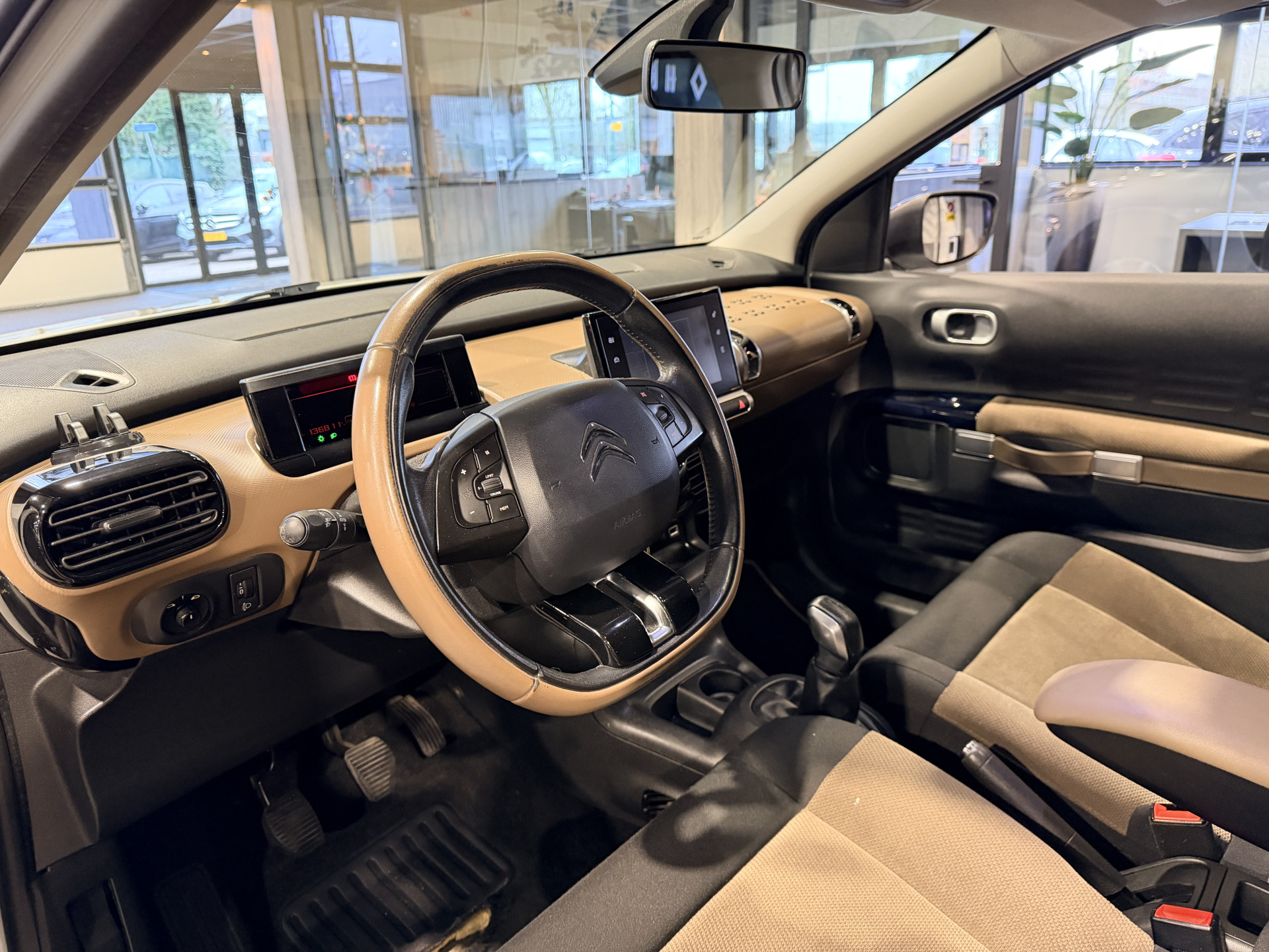 Foto van Citroen C4 Cactus