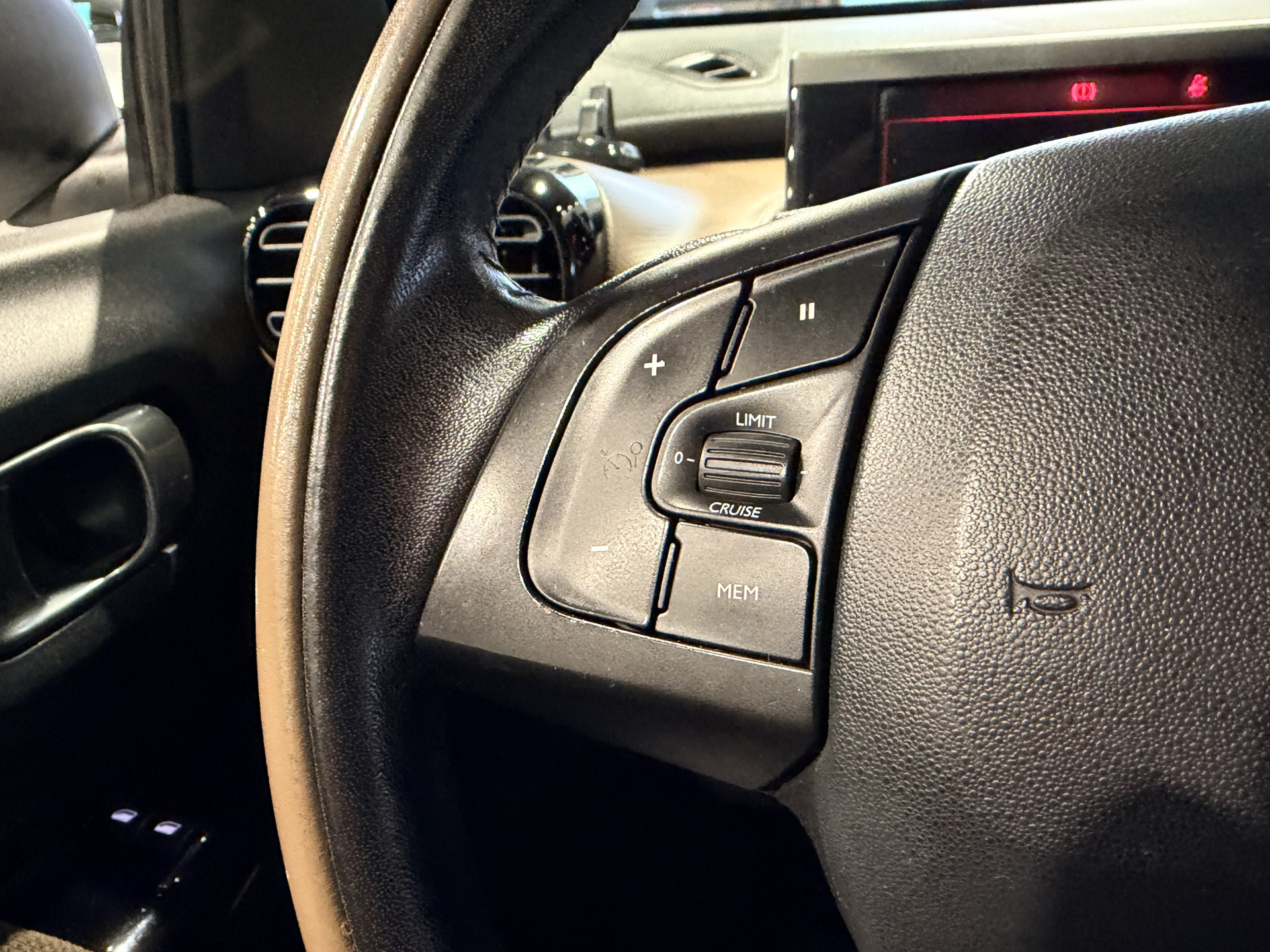 Foto van Citroen C4 Cactus