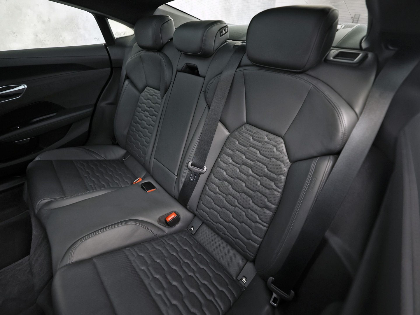 Foto van Audi E-tron GT