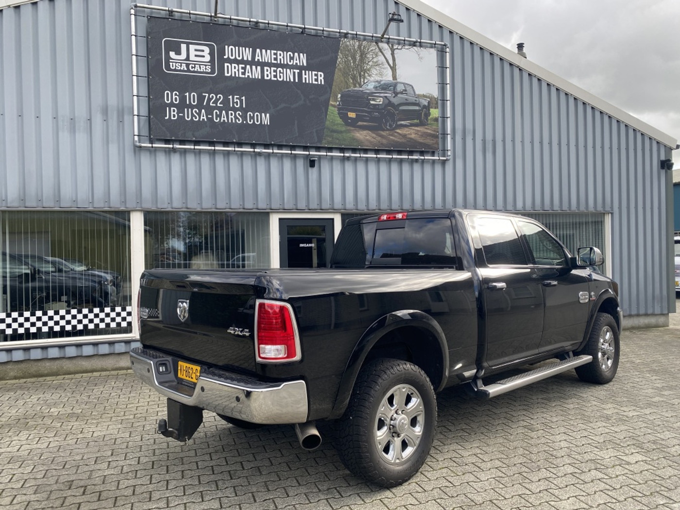 Foto van Ram Ram 2500 Long Horn
