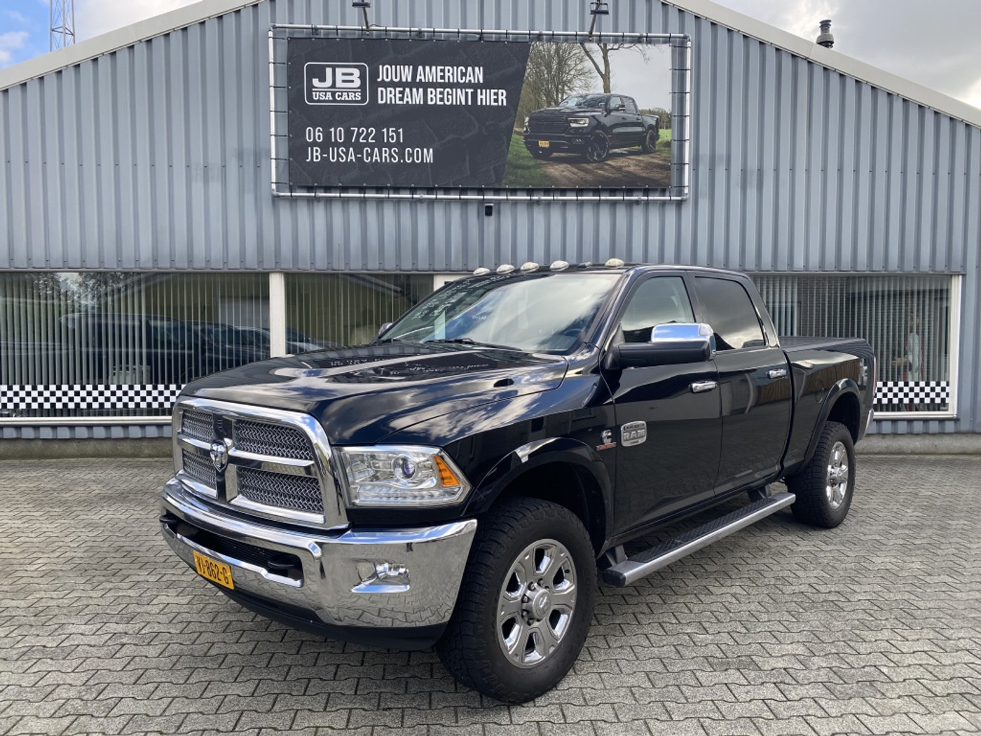 Foto van Ram Ram 2500 Long Horn