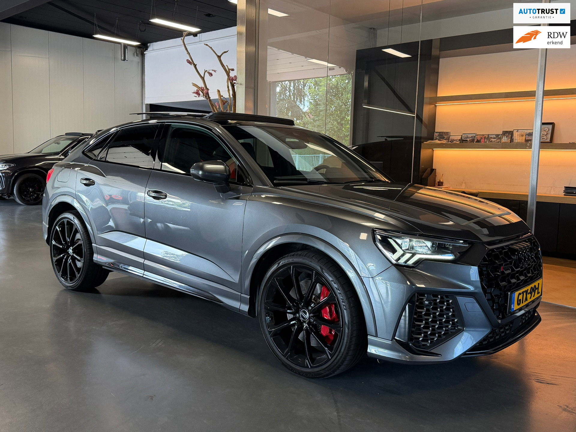 Audi RS Q3 Sportback TFSI RSQ3 Pano RS-seats 360Cam. VOL  Memory 2021 - voorkant