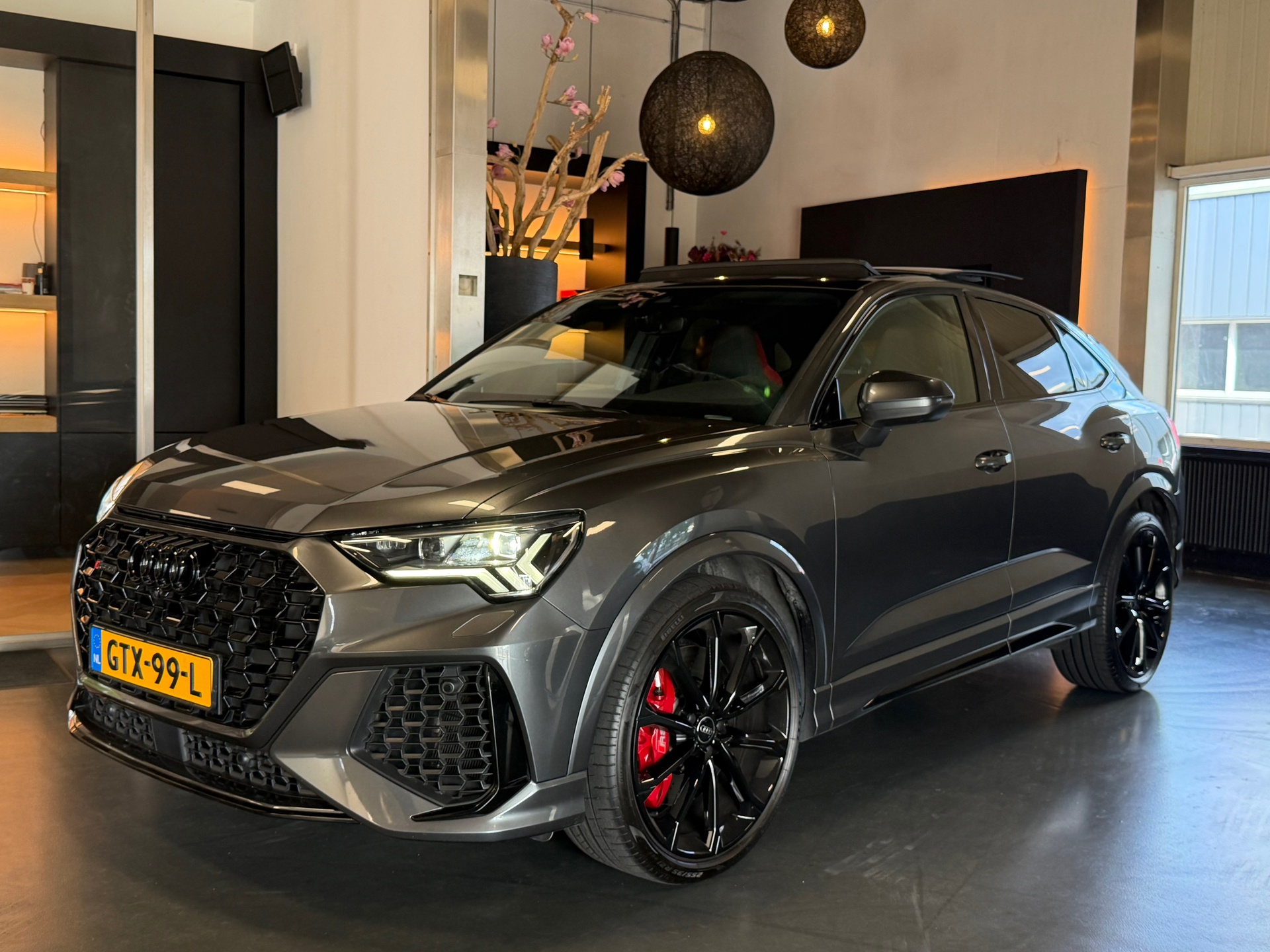 Foto van Audi RS Q3 Sportback