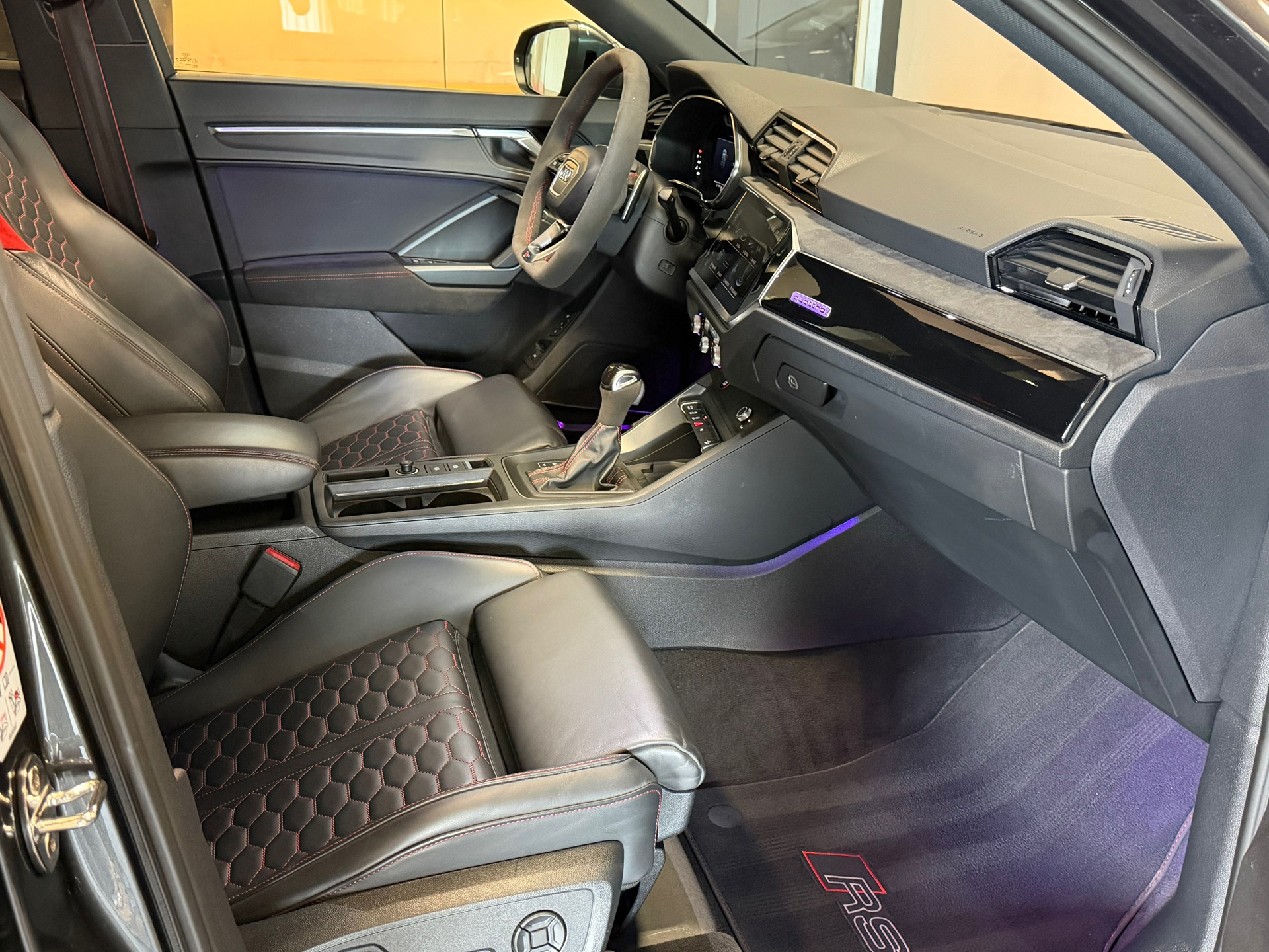 Foto van Audi RS Q3 Sportback