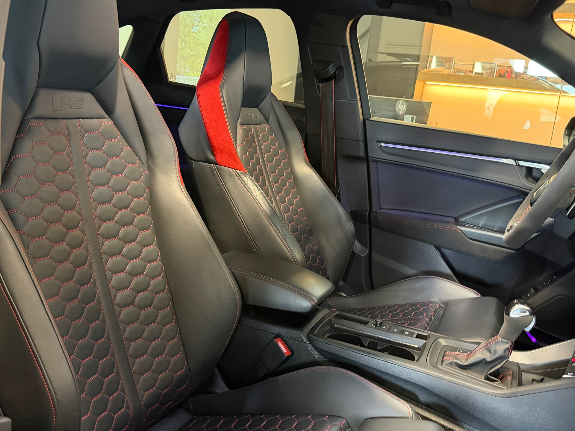 Foto van Audi RS Q3 Sportback