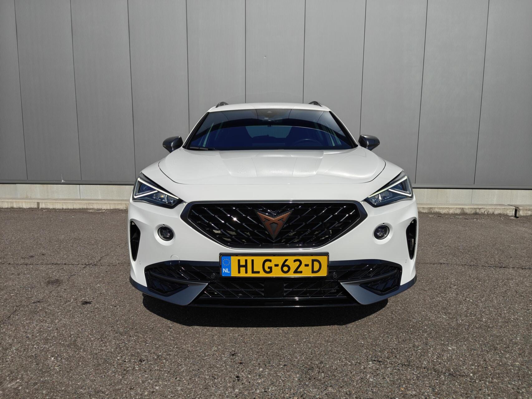 Foto van Cupra Formentor VZ E-hybrid