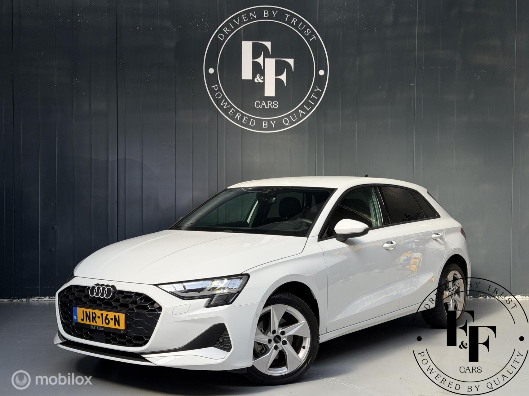 Audi A3 30 TFSI S edition 2025 - voorkant