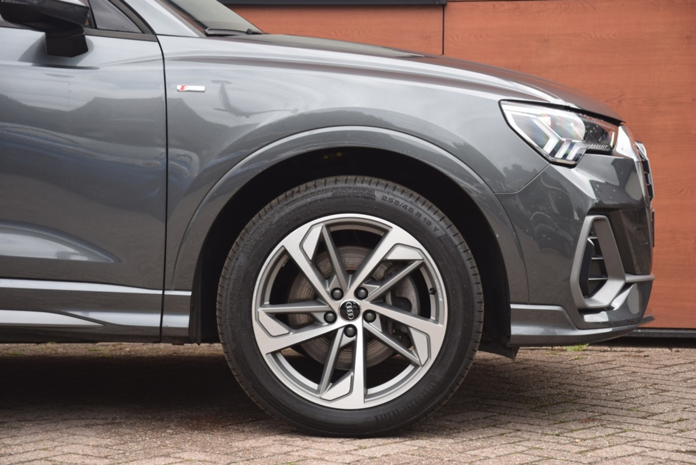 Foto van Audi Q3 E-tron