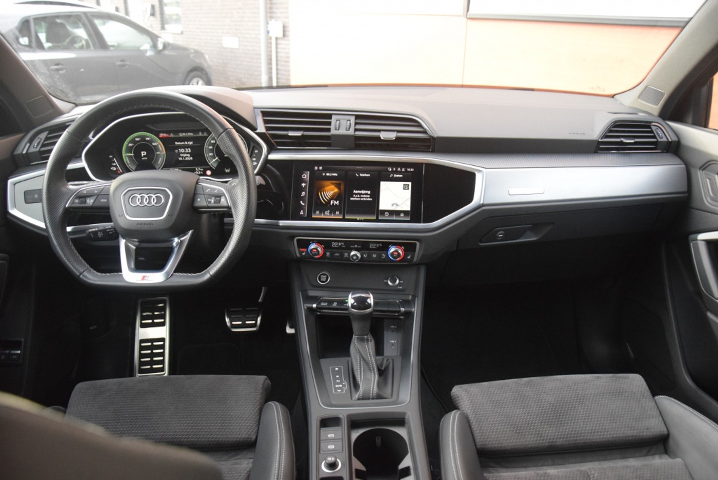 Foto van Audi Q3 E-tron