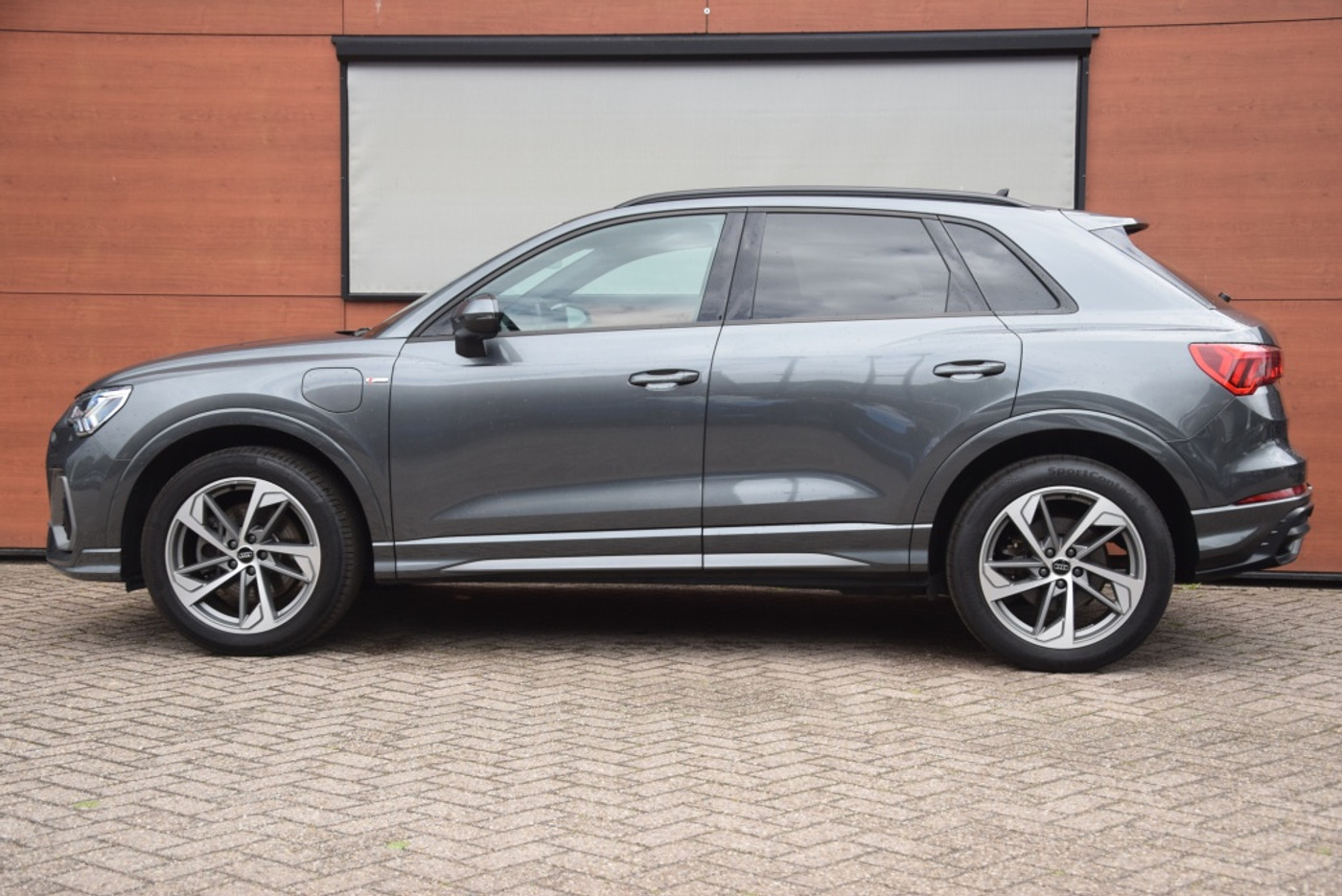 Foto van Audi Q3 E-tron