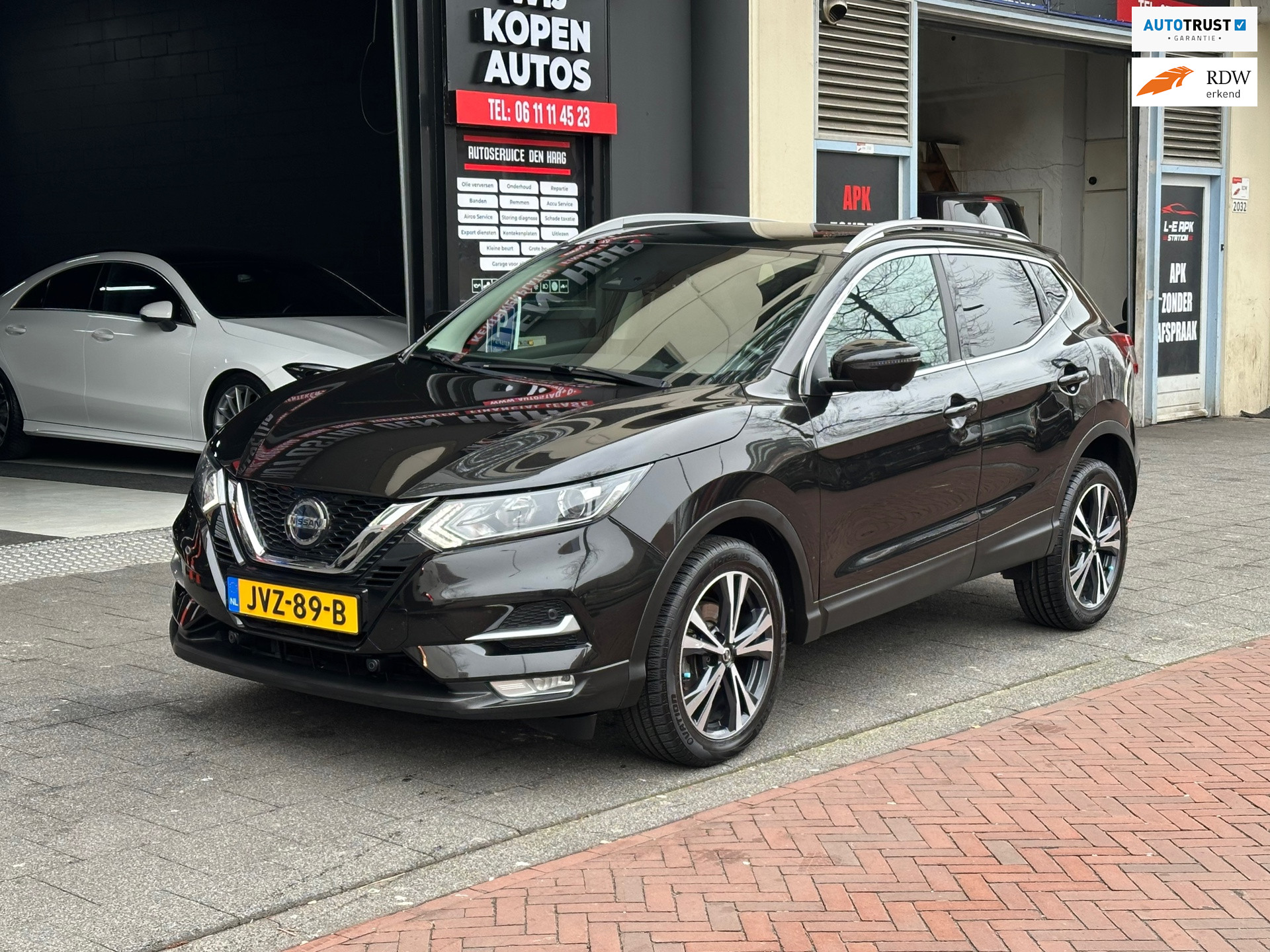 Nissan Qashqai 1.3 DIG-T Design Ed 2021 - voorkant
