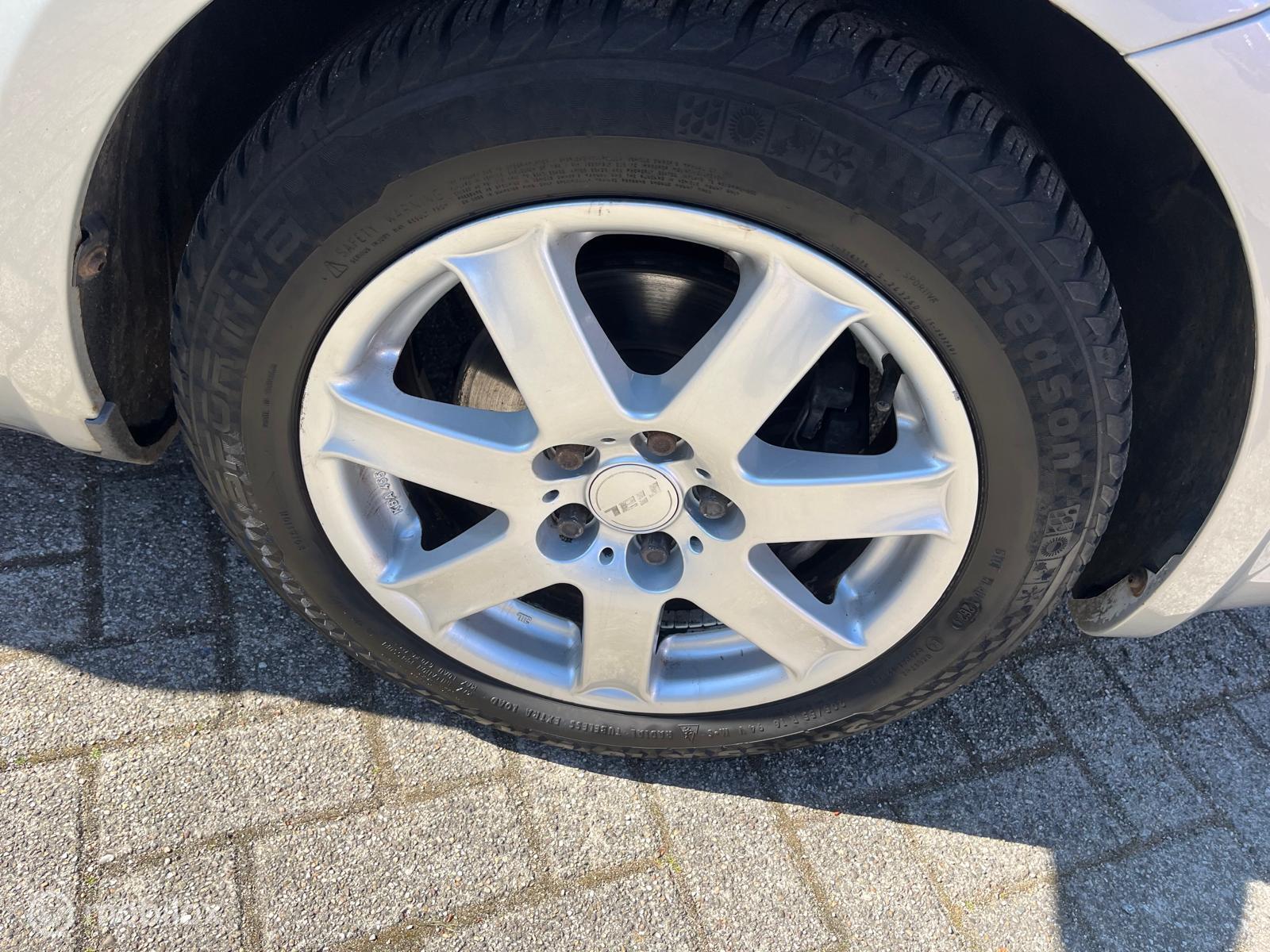 Foto van Ford C-max