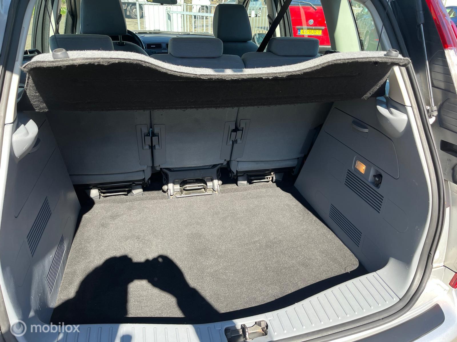 Foto van Ford C-max