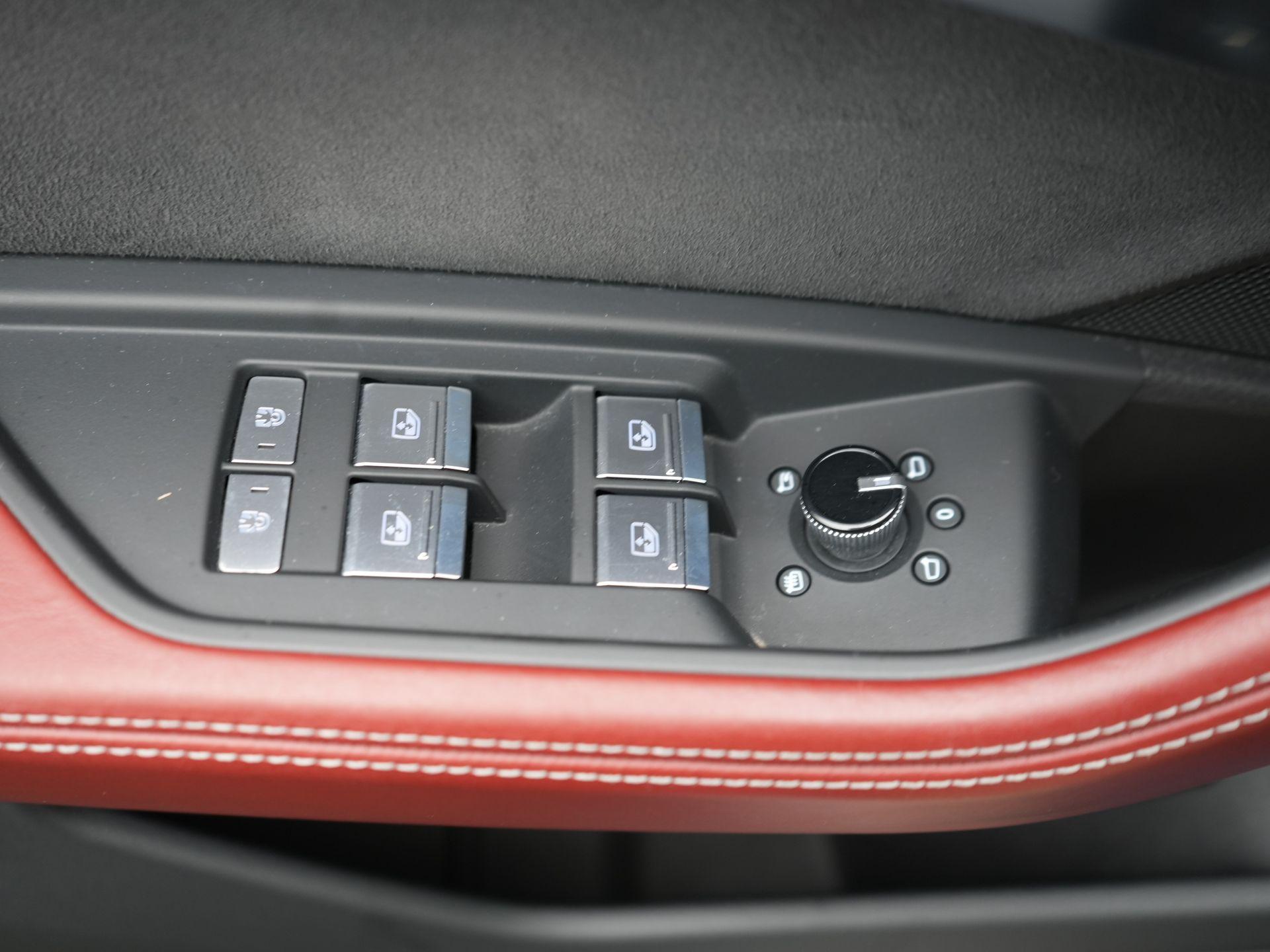 Foto van Audi E-tron S