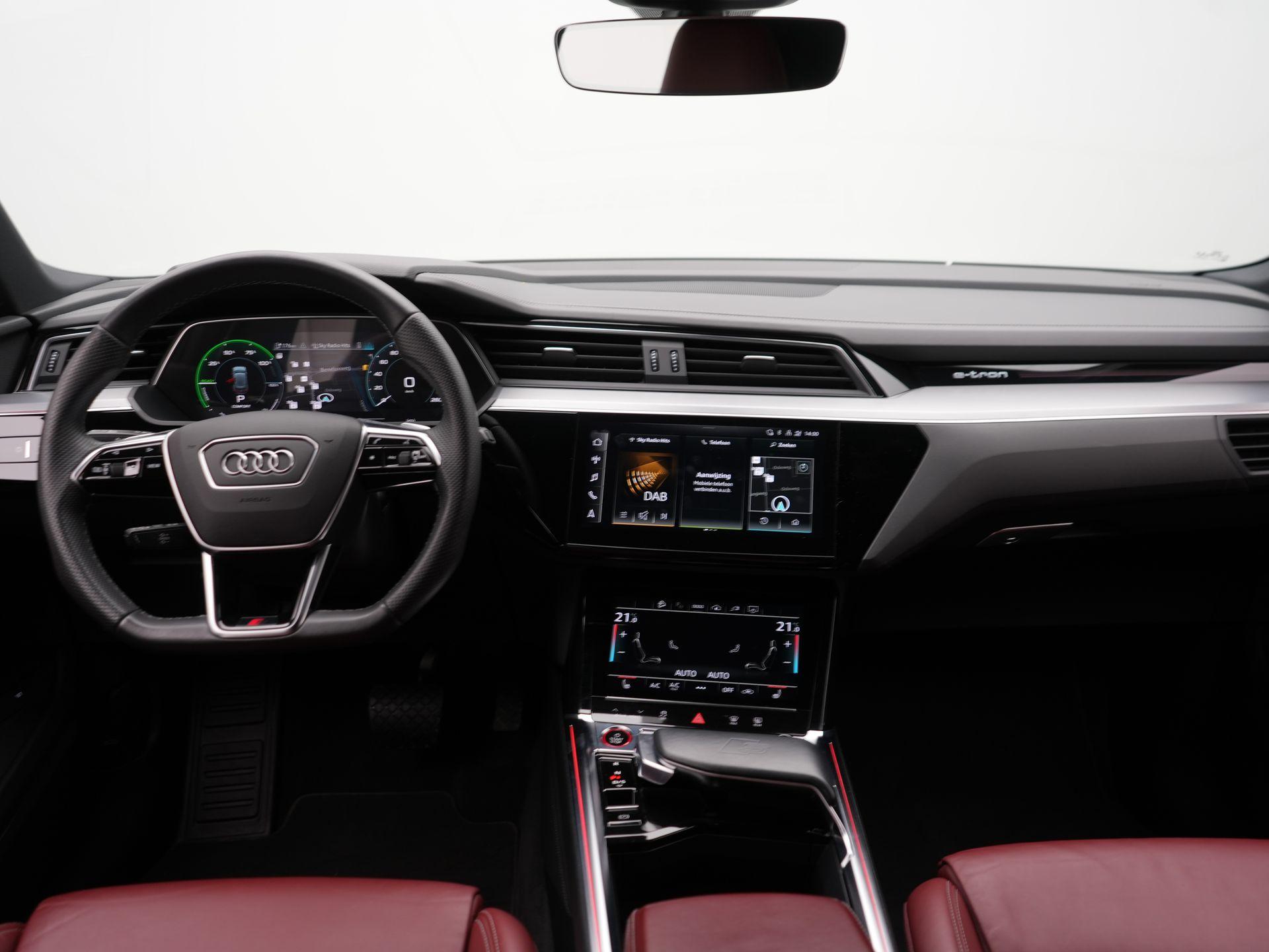 Foto van Audi E-tron S