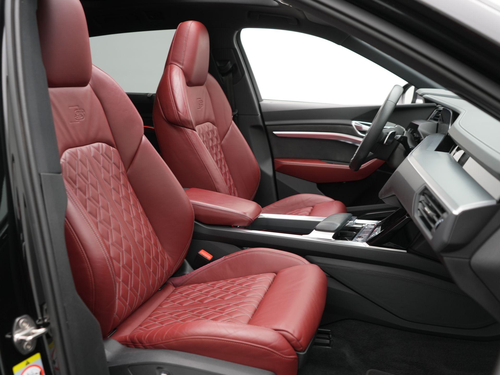 Foto van Audi E-tron S