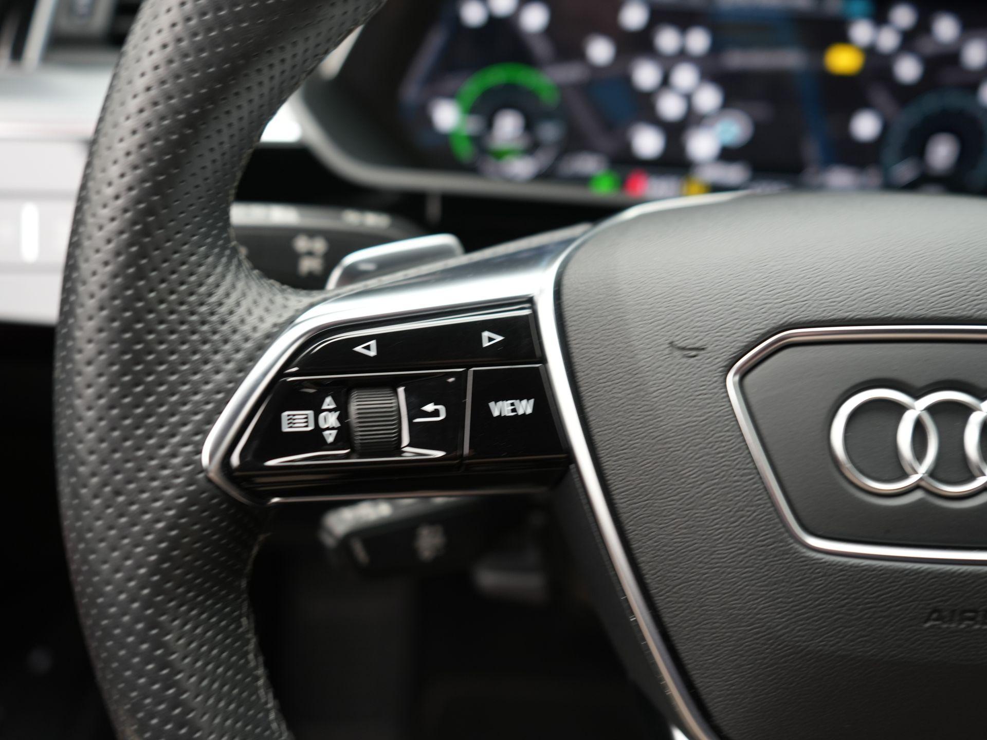 Foto van Audi E-tron S