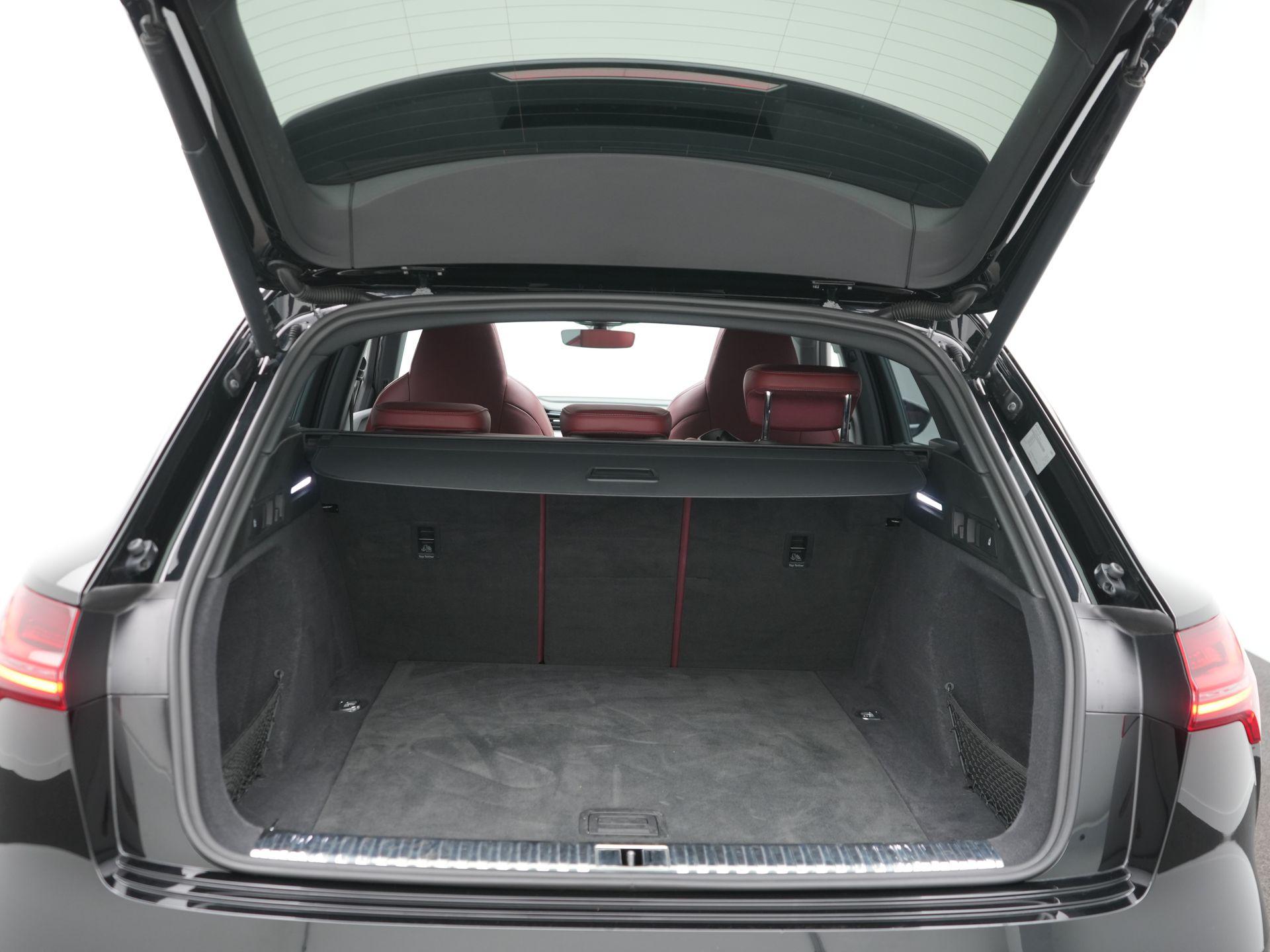 Foto van Audi E-tron S