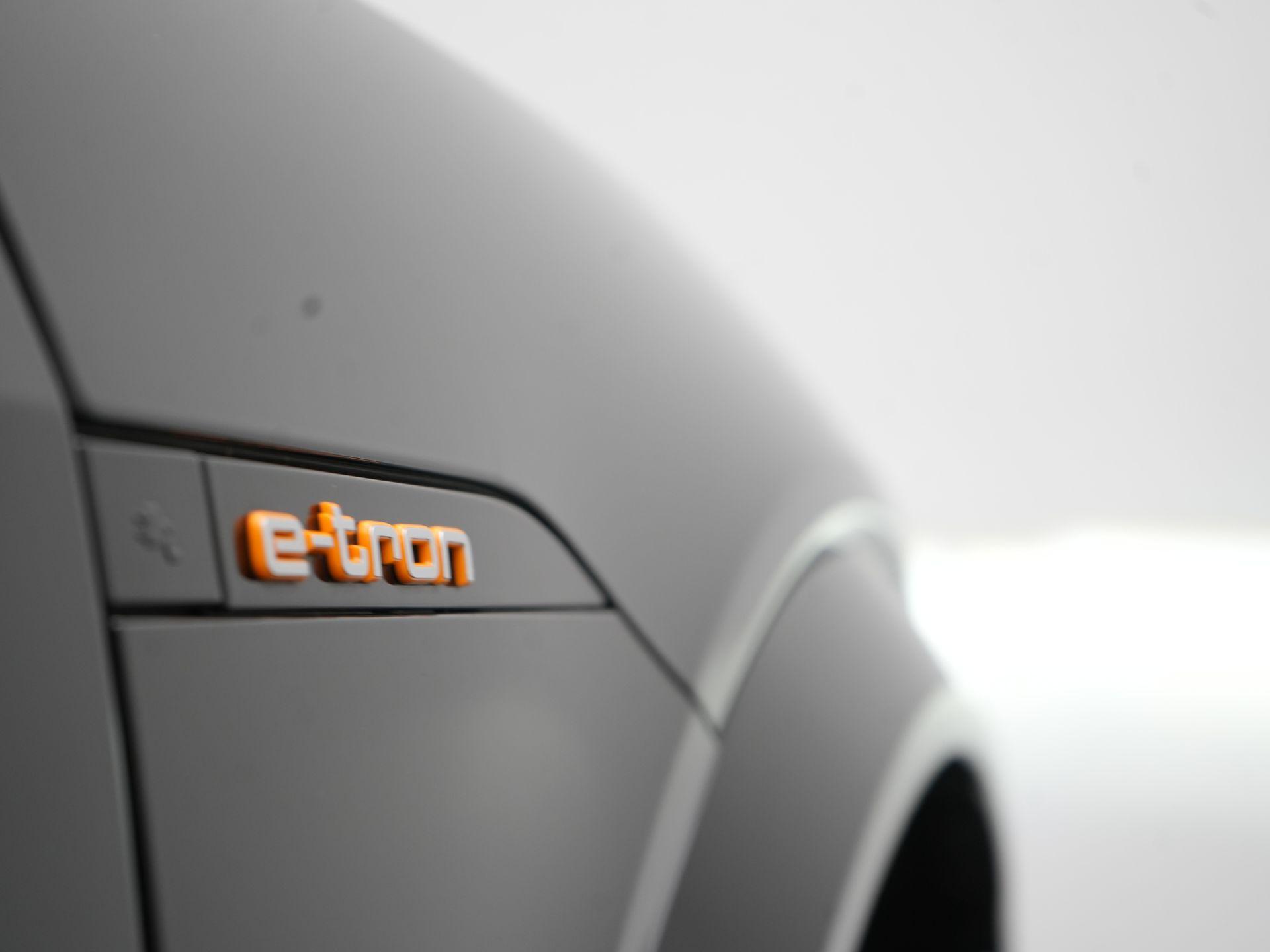 Foto van Audi E-tron S