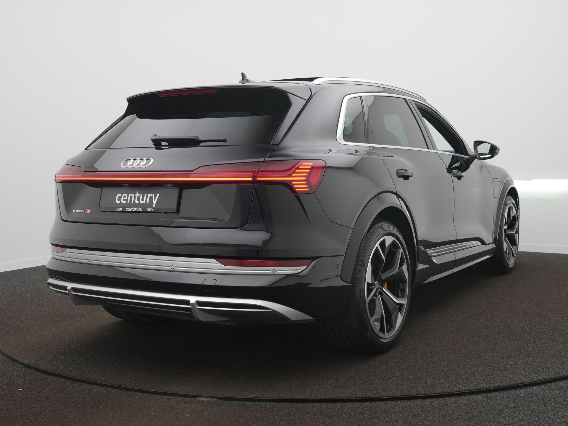 Foto van Audi E-tron S