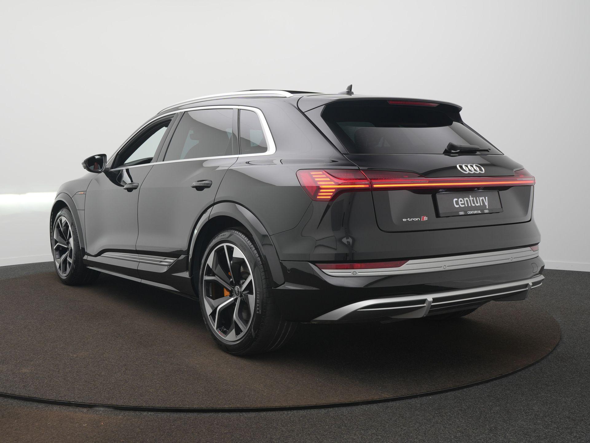 Foto van Audi E-tron S