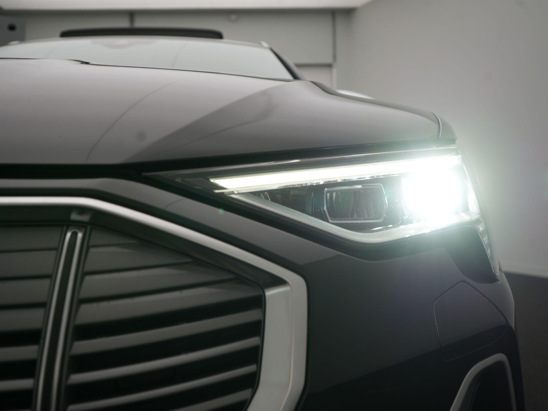 Foto van Audi E-tron S