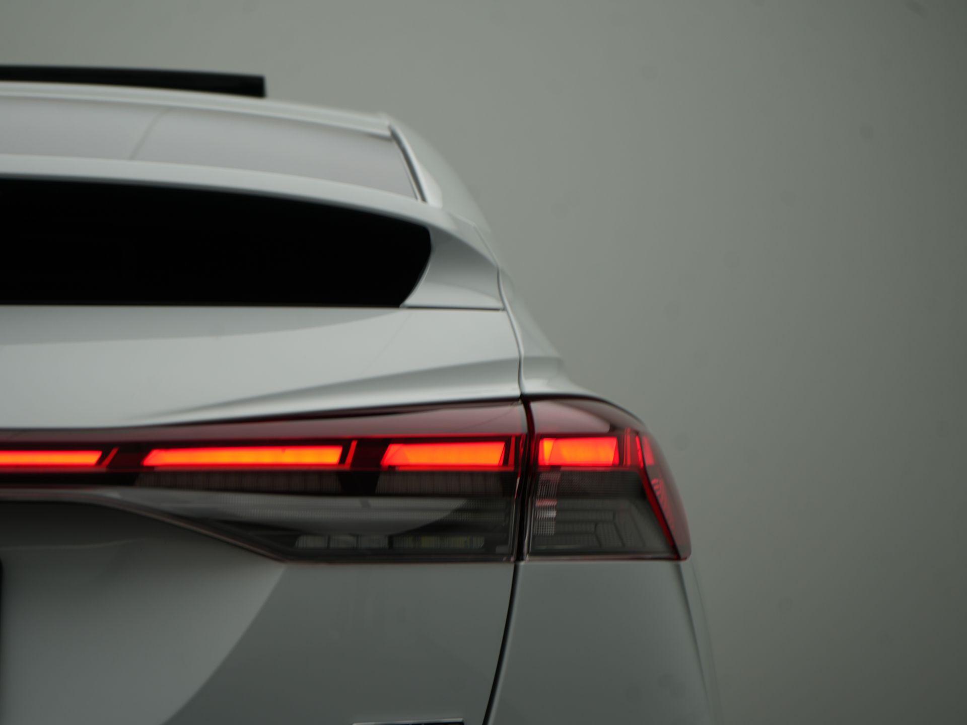 Foto van Audi Q4 Sportback 55 E-tron