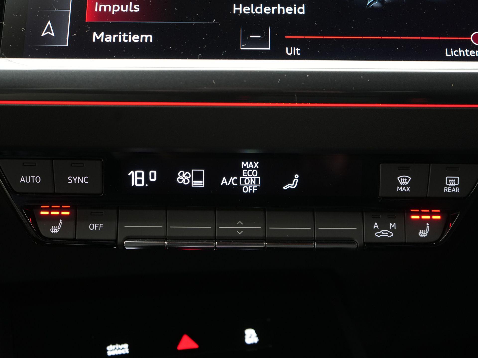 Foto van Audi Q4 Sportback 55 E-tron