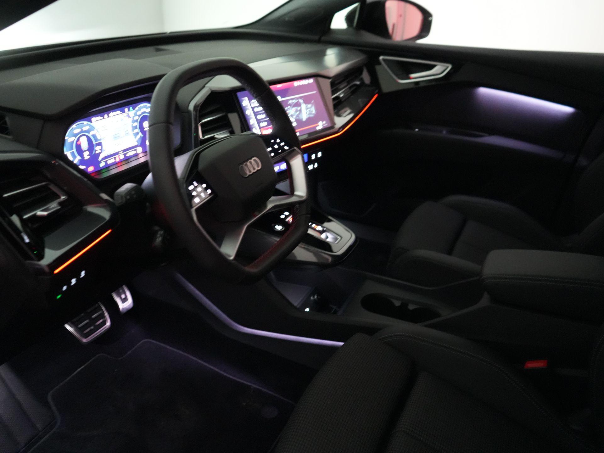 Foto van Audi Q4 Sportback 55 E-tron