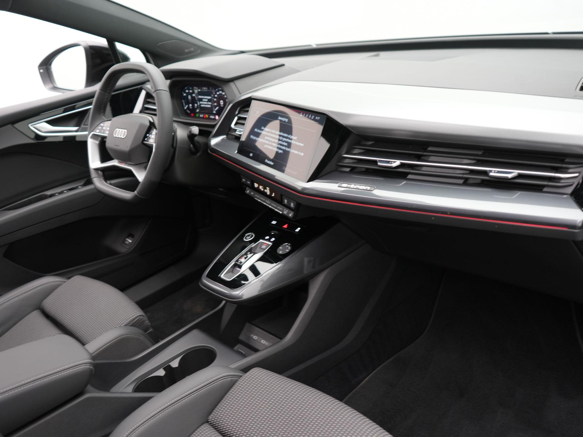 Foto van Audi Q4 Sportback 55 E-tron