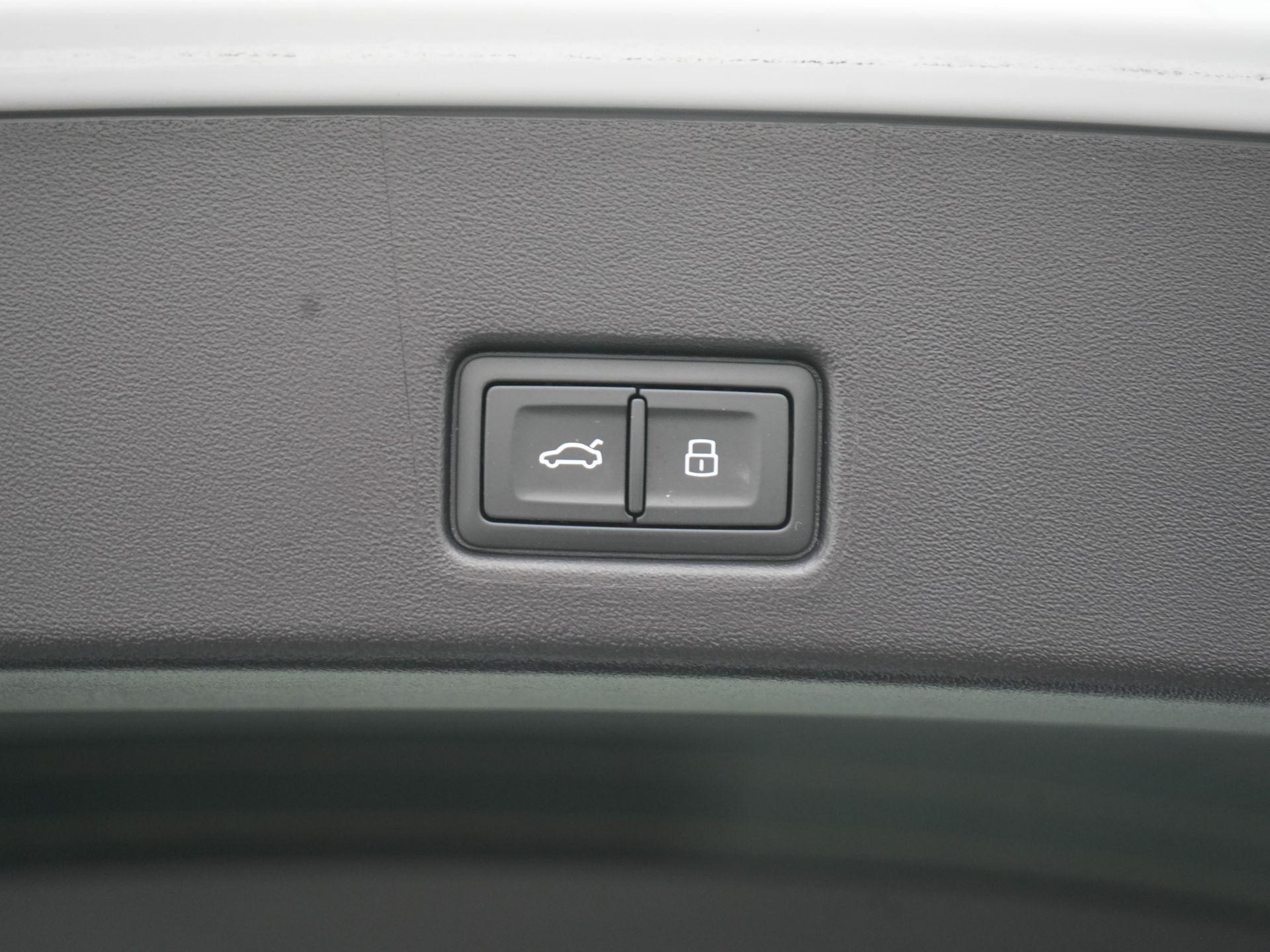Foto van Audi Q4 Sportback 55 E-tron