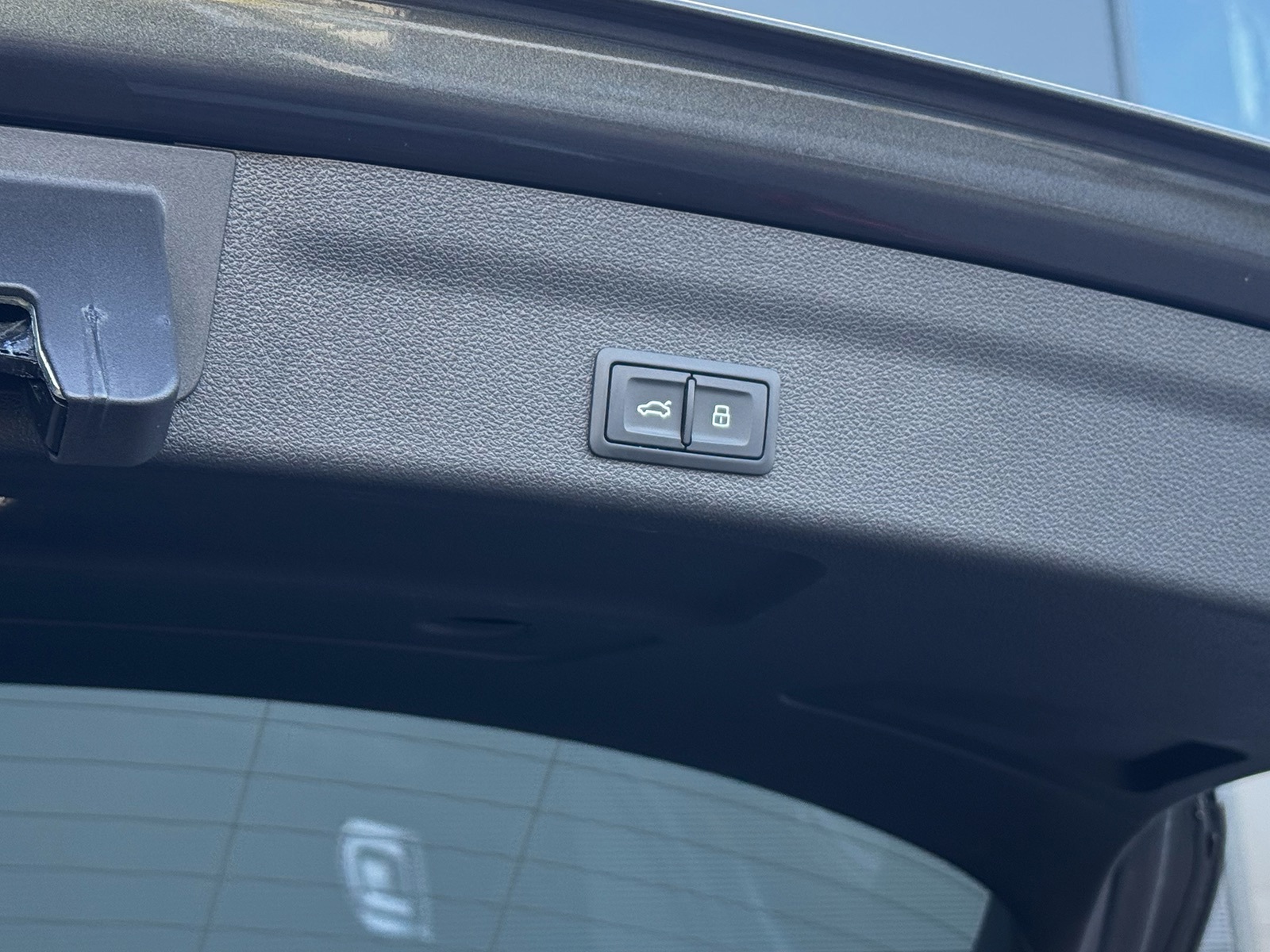 Foto van Audi A6 Avant 55 TFSI E