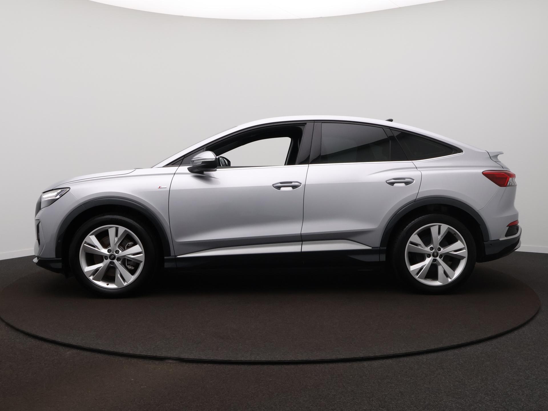 Foto van Audi Q4 Sportback 45 E-tron