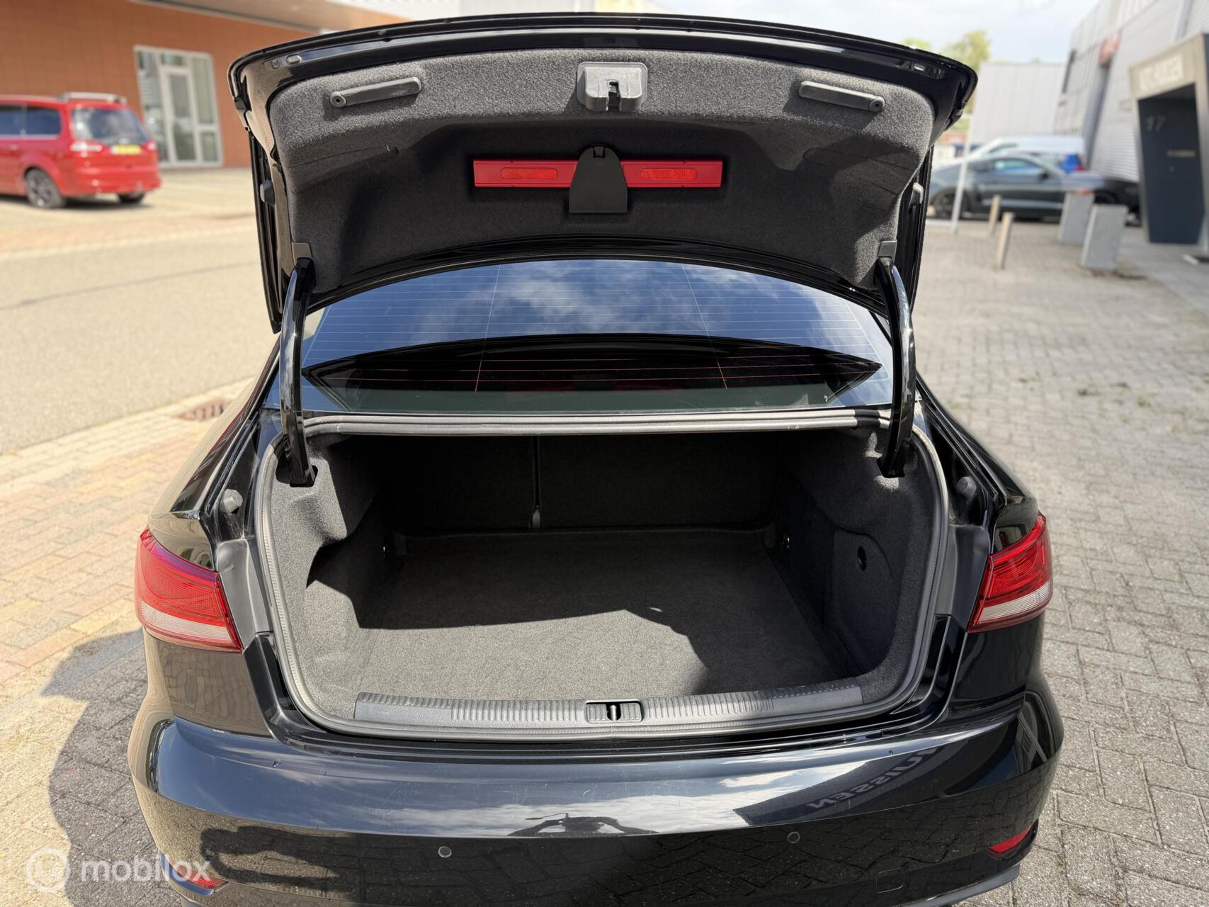 Foto van Audi A3 Limousine