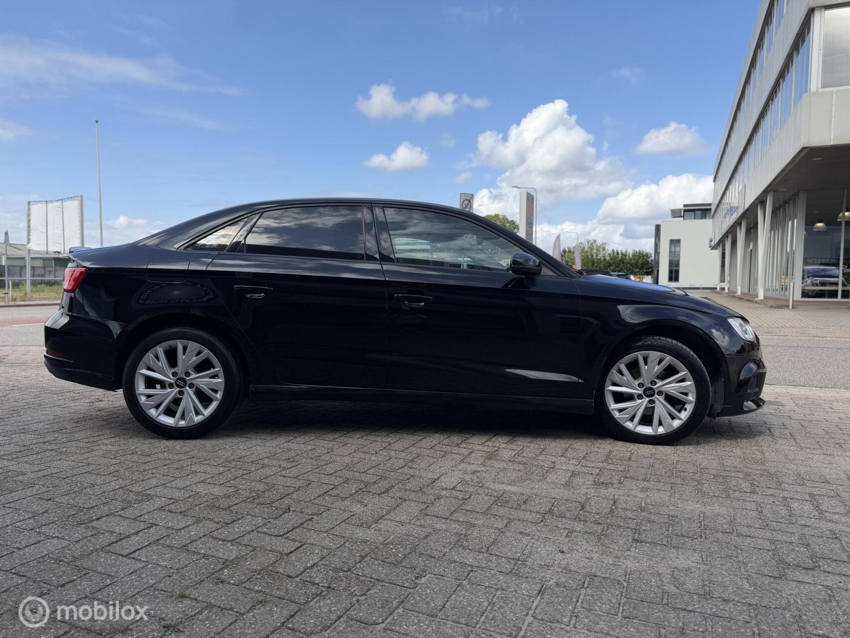 Foto van Audi A3 Limousine