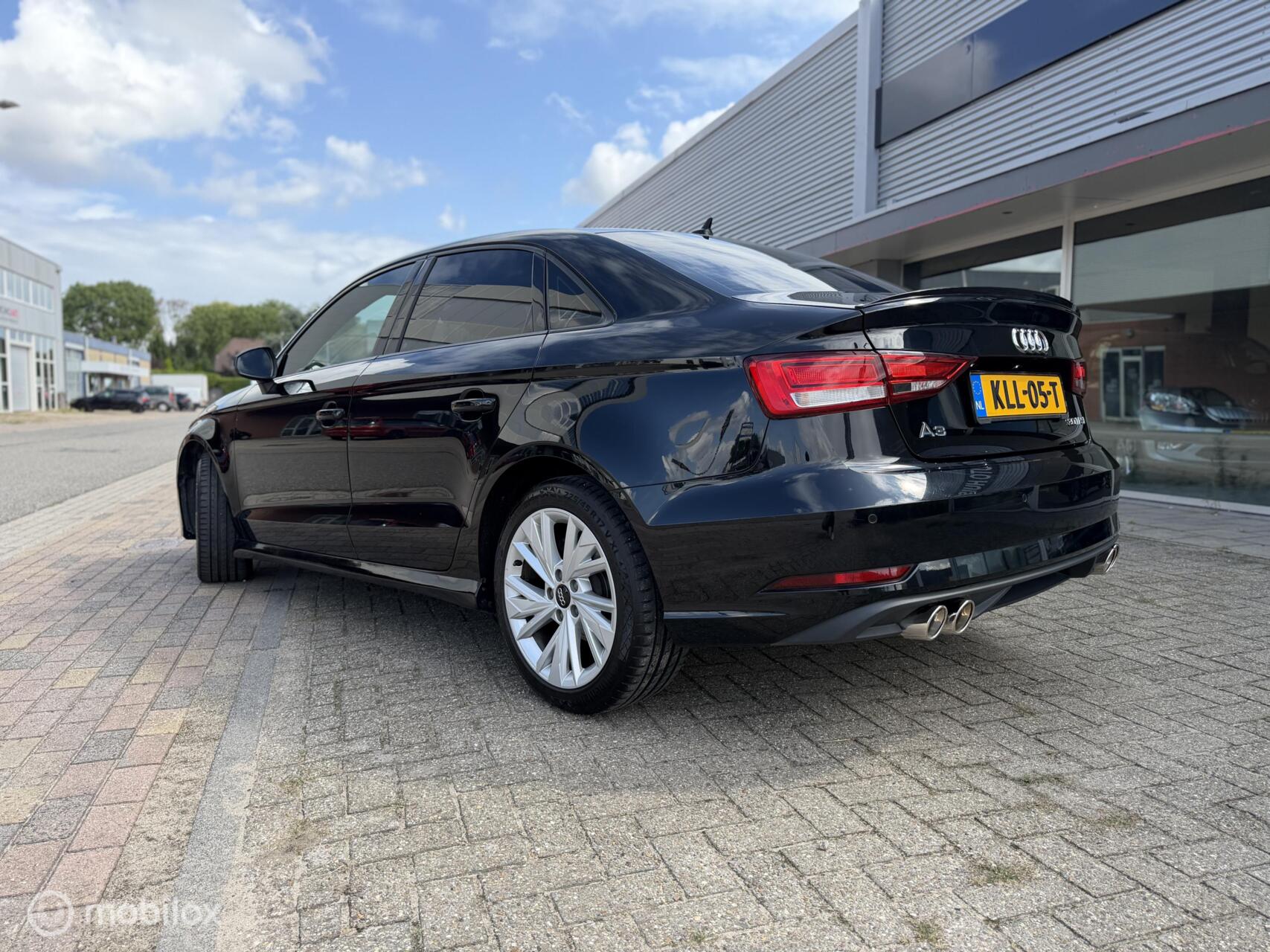 Foto van Audi A3 Limousine