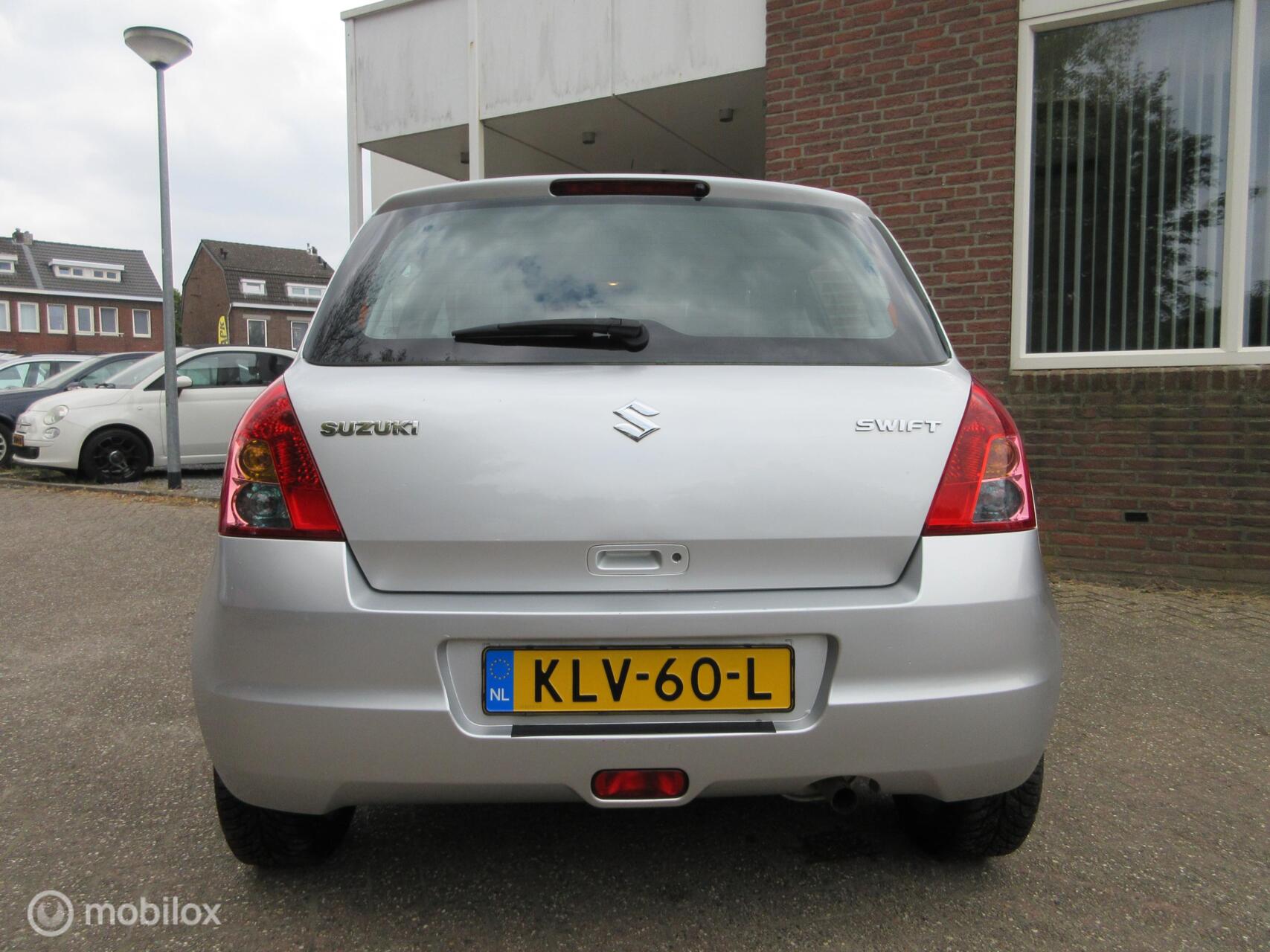 Foto van Suzuki Swift
